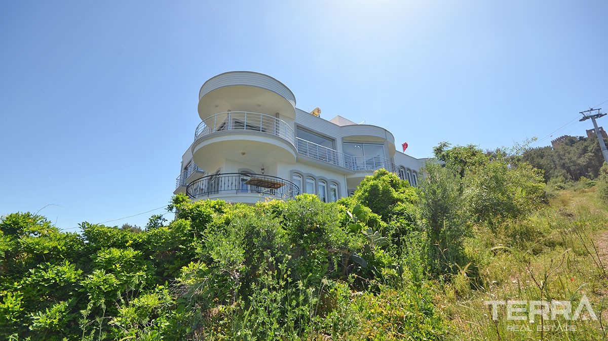 Exclusive sea view apartment for sale in Alanya Castle - 12876