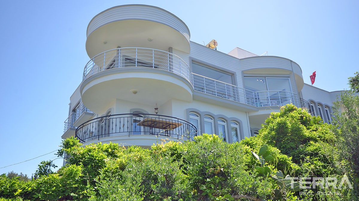 Exclusive sea view apartment for sale in Alanya Castle - 12879