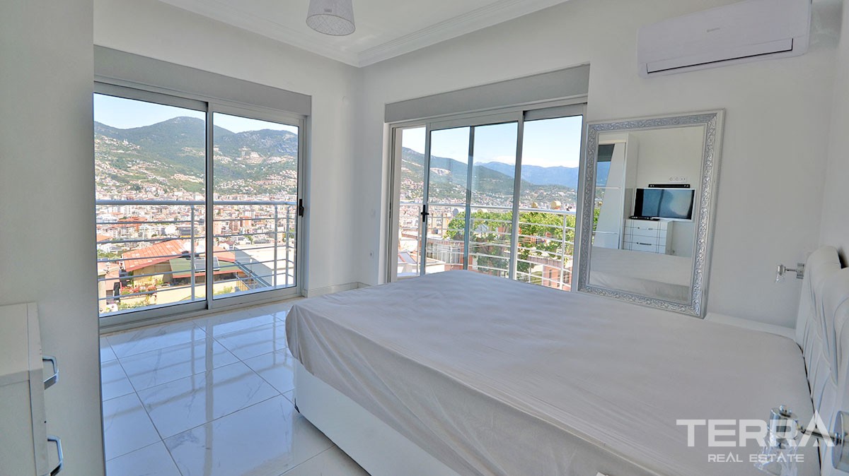 Exclusive sea view apartment for sale in Alanya Castle - 12890
