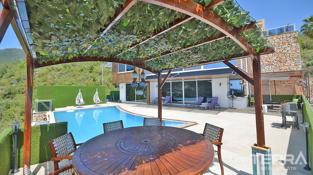 Exklusive freistehende Villa zum Verkauf in Alanya, Bektaş - 12910