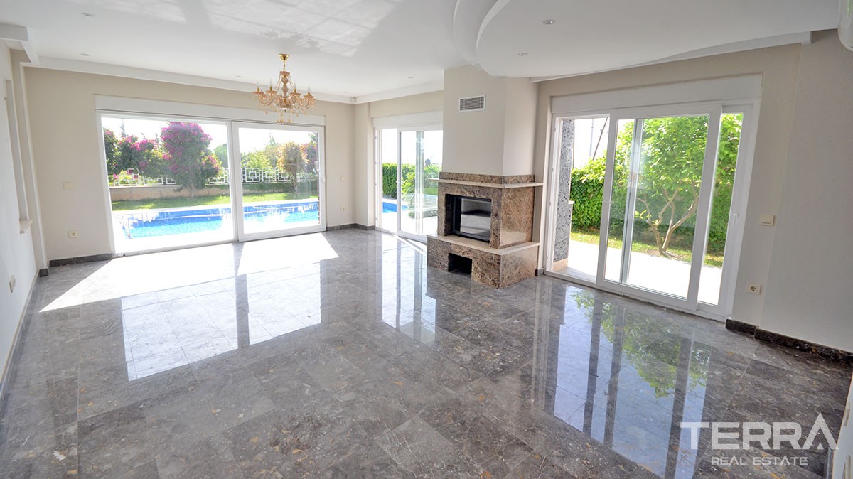Luxury sea front villas for sale in Alanya, Demirtaş - 12944