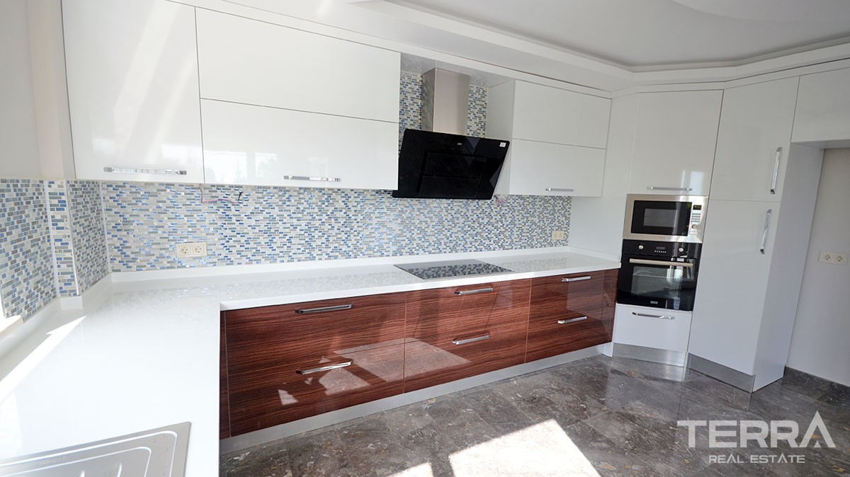 Luxury sea front villas for sale in Alanya, Demirtaş - 12945