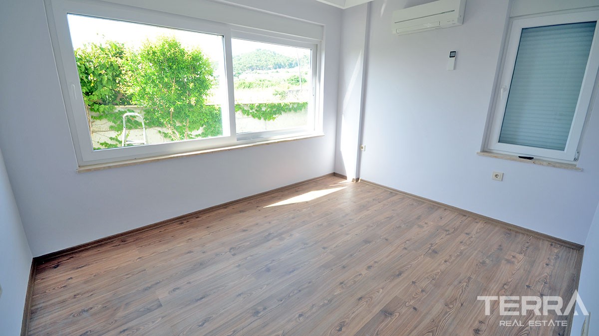 Luxury sea front villas for sale in Alanya, Demirtaş - 12949