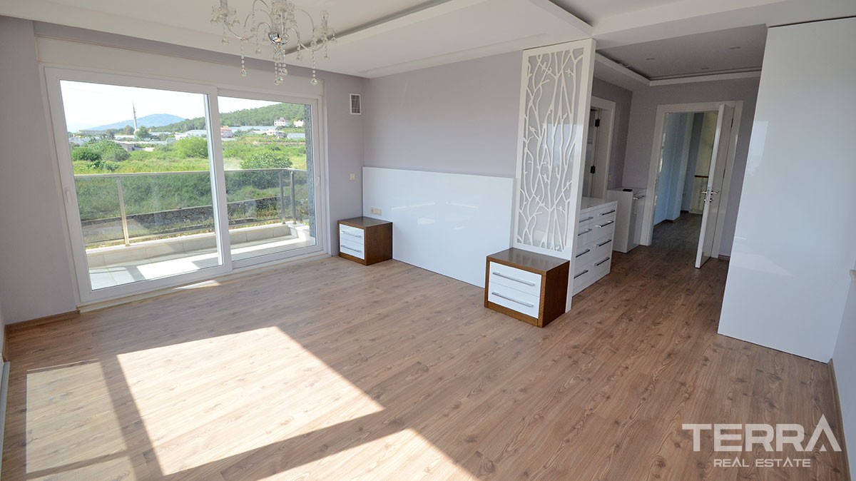 Luxury sea front villas for sale in Alanya, Demirtaş - 12951