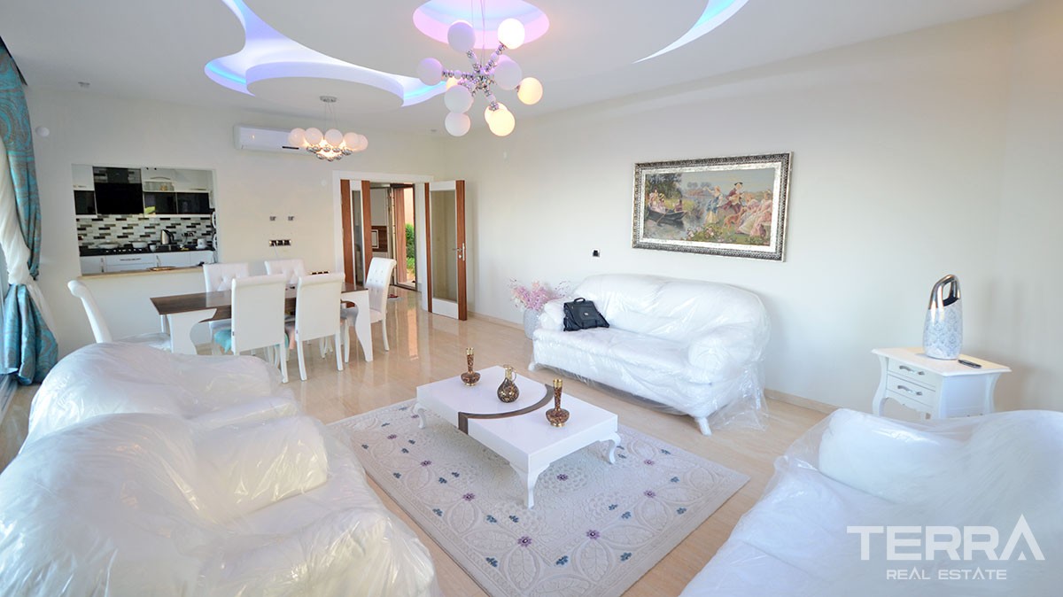 Fully furnished luxury villa for sale in Alanya Bektaş - 13014
