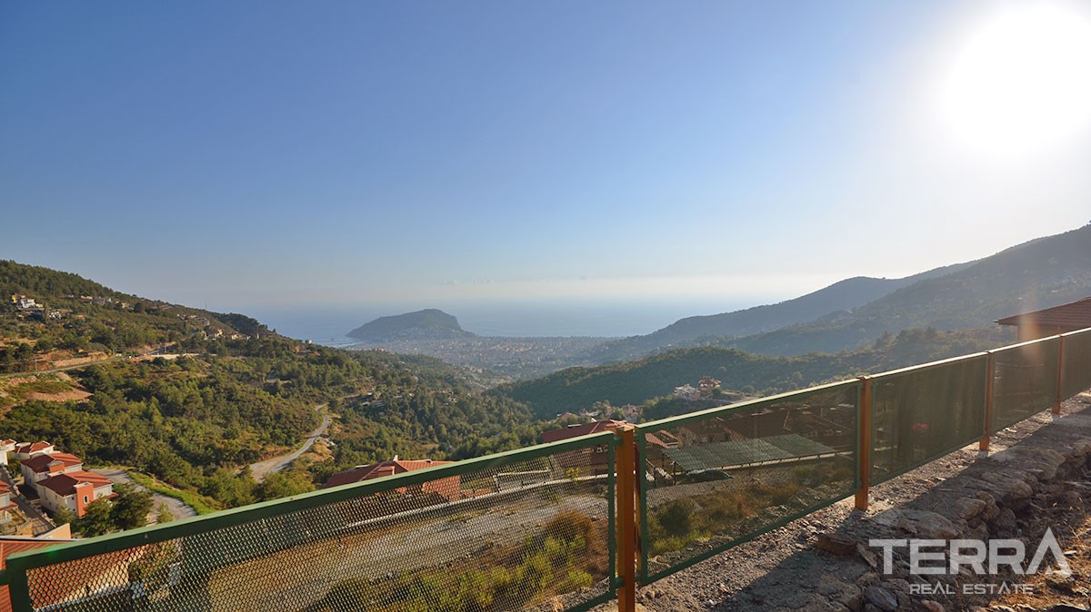 Fully furnished luxury villa for sale in Alanya Bektaş - 13028