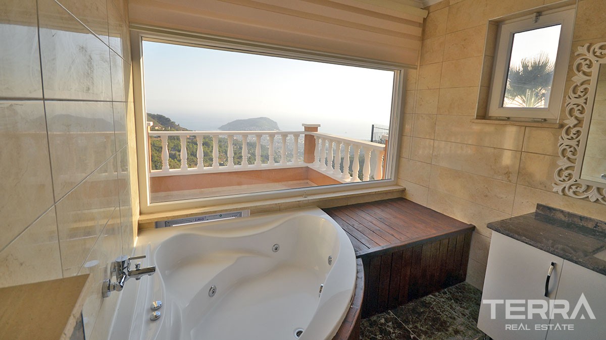 Fully furnished luxury villa for sale in Alanya Bektaş - 13029
