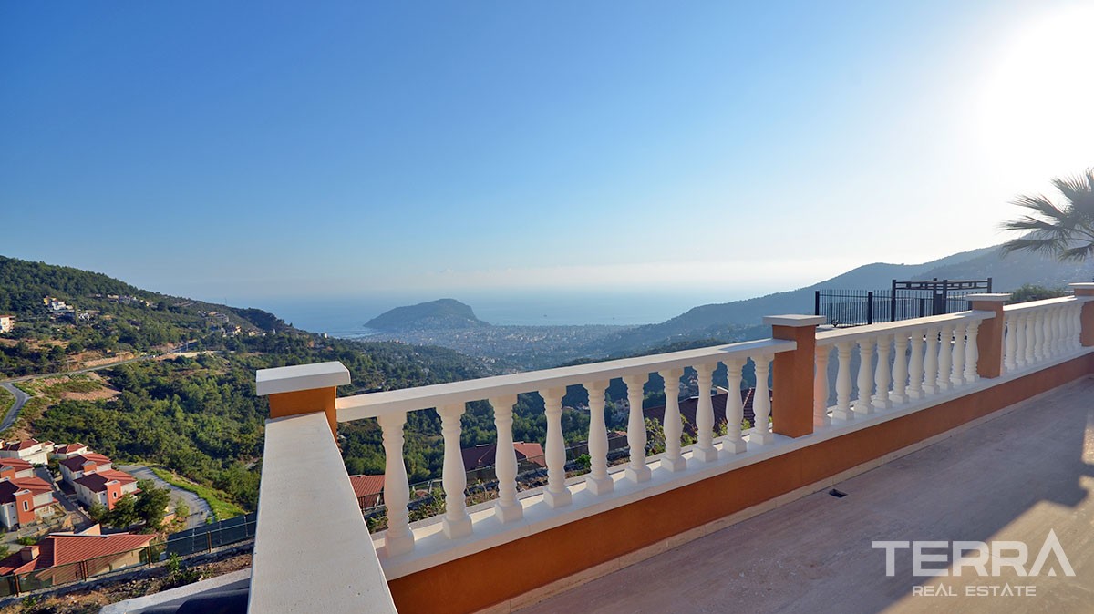 Fully furnished luxury villa for sale in Alanya Bektaş - 13037