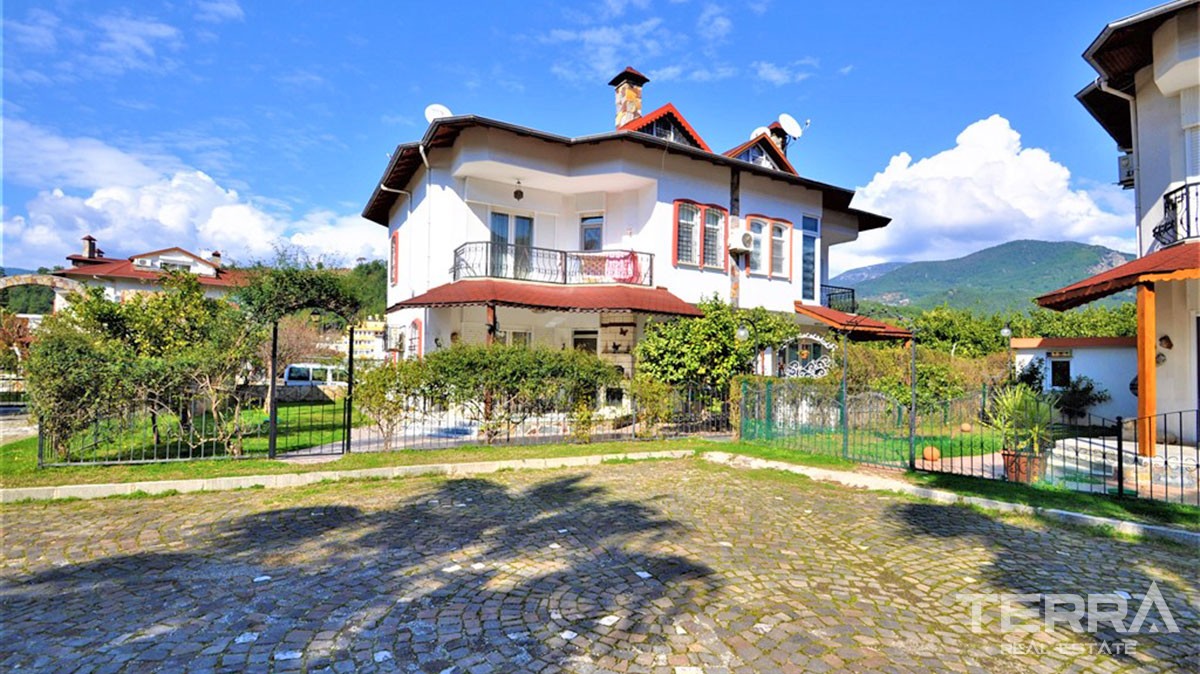 5 Schlafzimmer Villa in einer gepflegten Villenanlage in Alanya - 13108