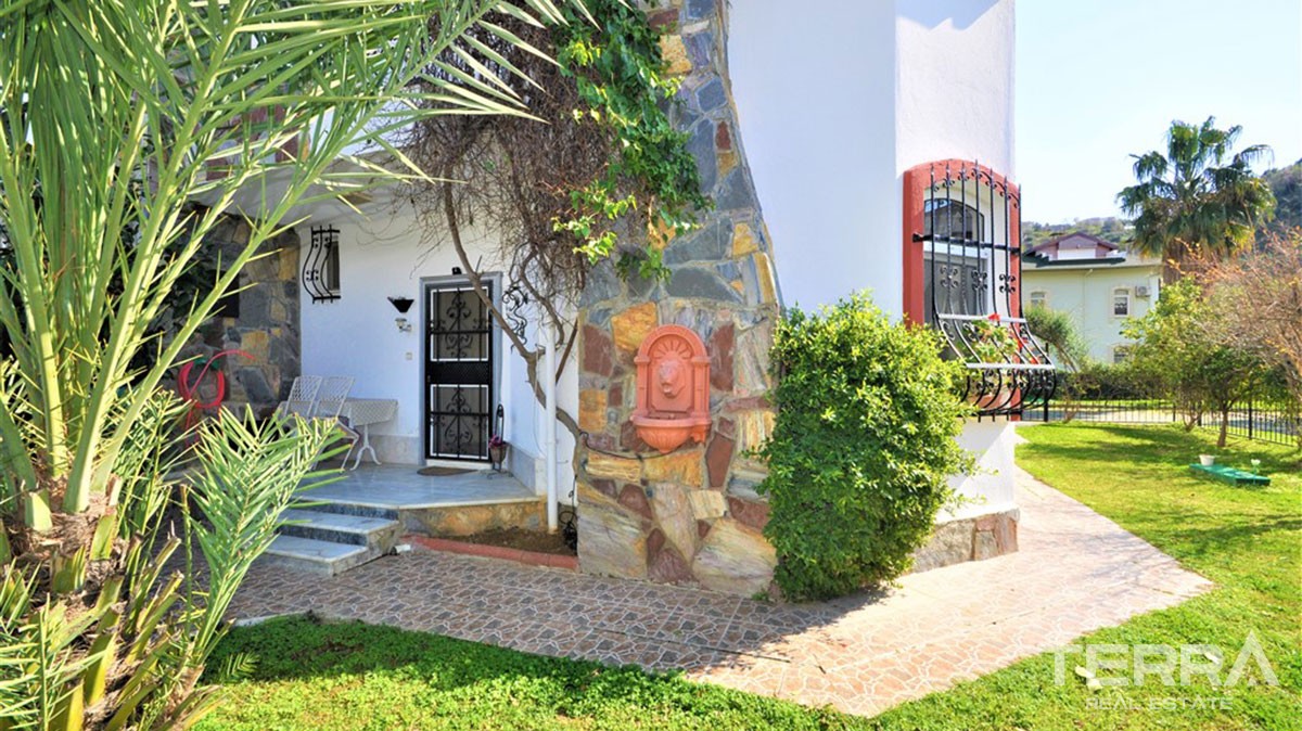 5 Schlafzimmer Villa in einer gepflegten Villenanlage in Alanya - 13109
