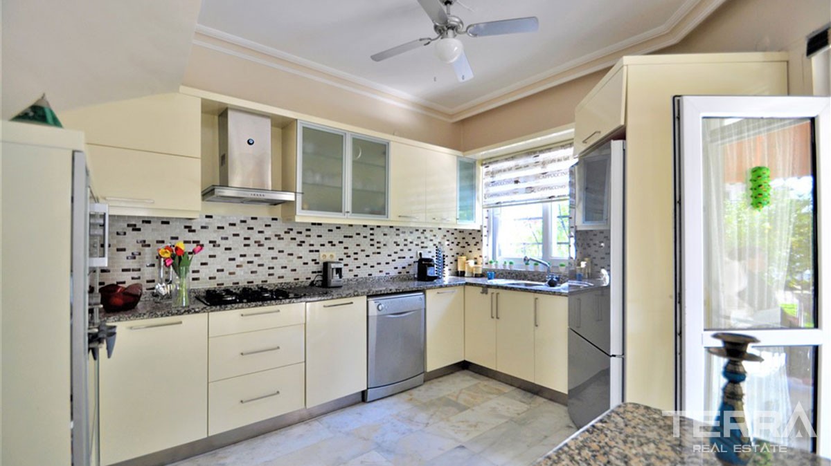 5 Schlafzimmer Villa in einer gepflegten Villenanlage in Alanya - 13119
