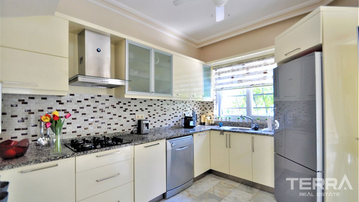 5 Schlafzimmer Villa in einer gepflegten Villenanlage in Alanya - 13120