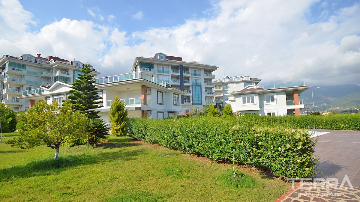 Semi detached villa for sale in Alanya at popular Olive City Complex - 13191