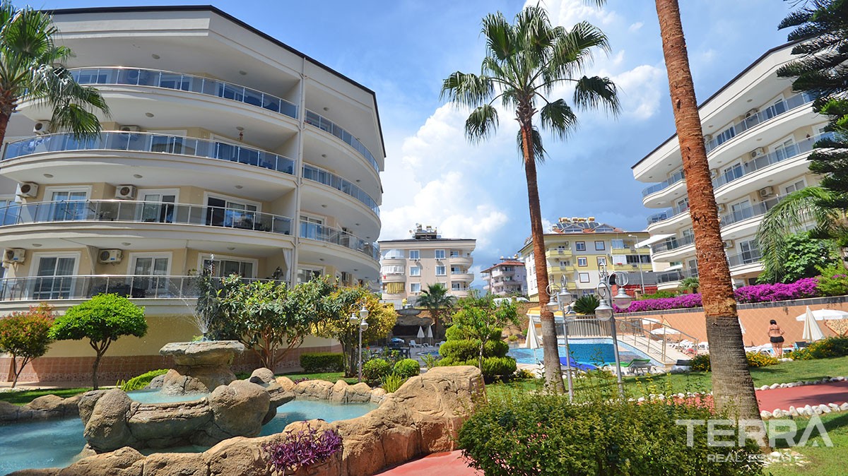 Geräumiges Penthouse zum Verkauf in Alanya Oba im Blumengarten - 13241