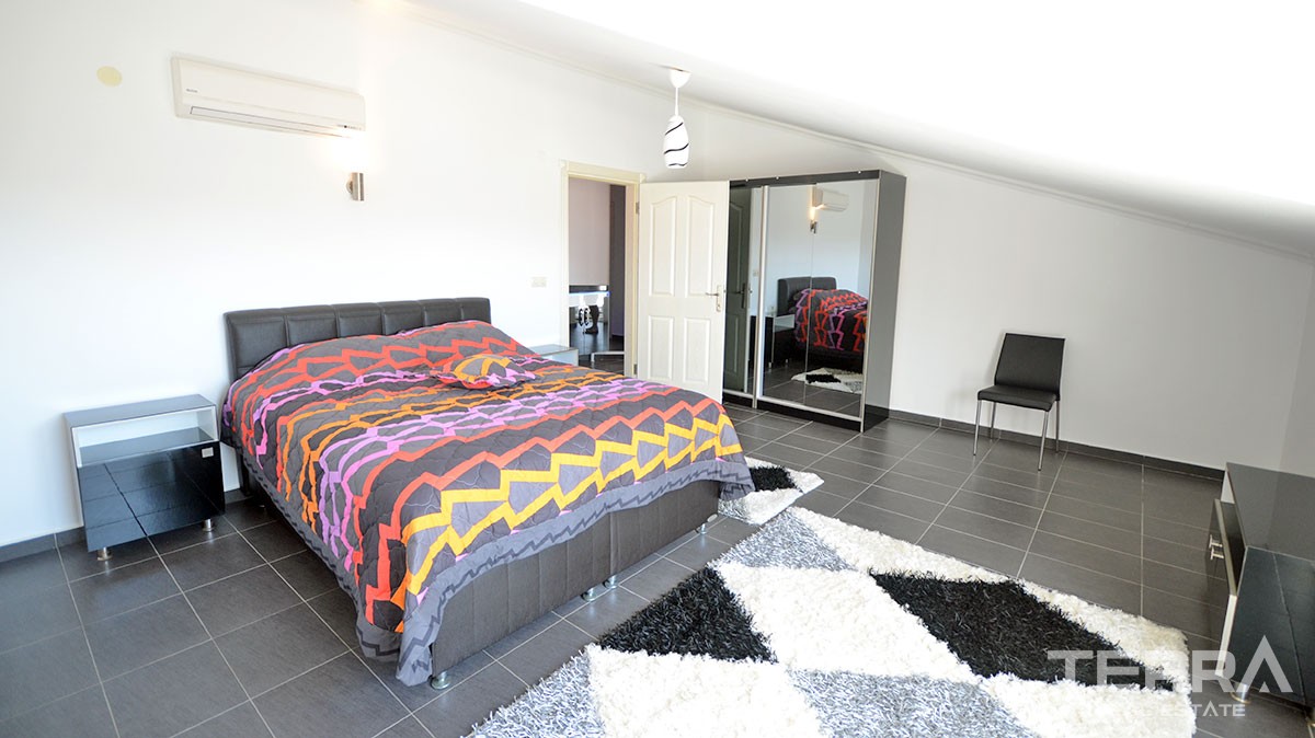 Geräumiges Penthouse zum Verkauf in Alanya Oba im Blumengarten - 13252