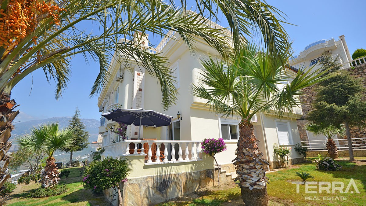 Fully furnished sea view villa for sale in Alanya Kargıcak - 13261
