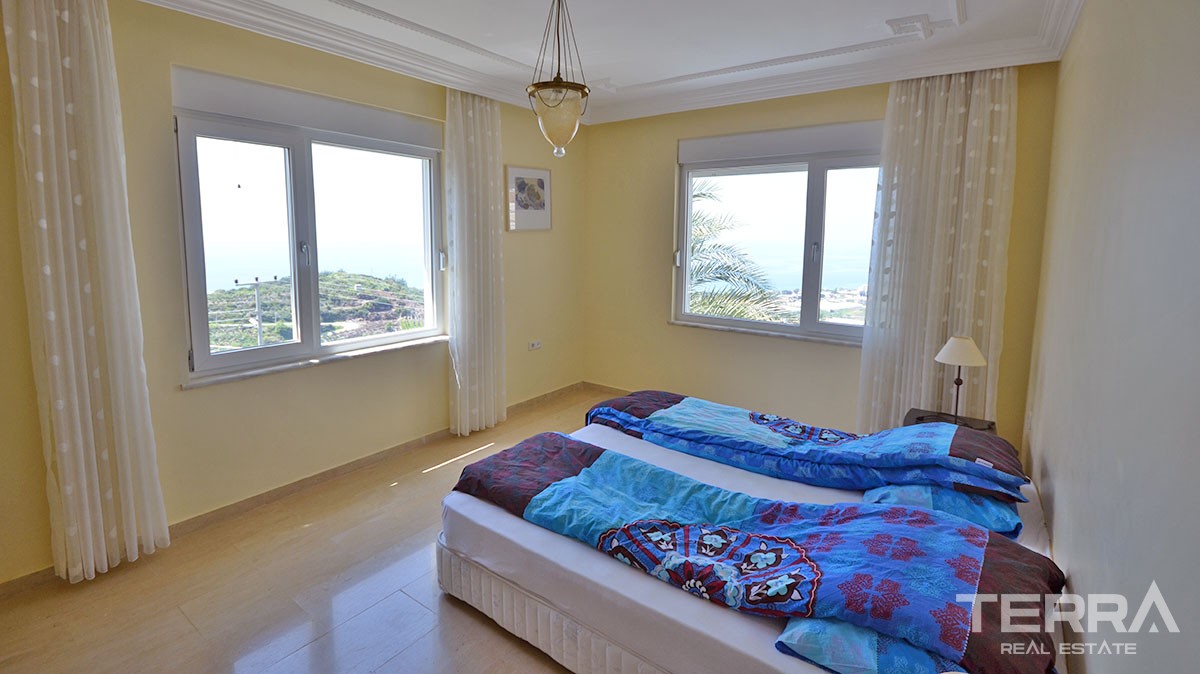Fully furnished sea view villa for sale in Alanya Kargıcak - 13268