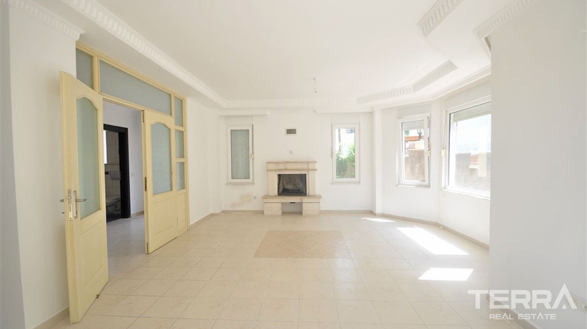 Bargain Villa in a Villa Complex with a Large Swimming Pool in Alanya - 13298