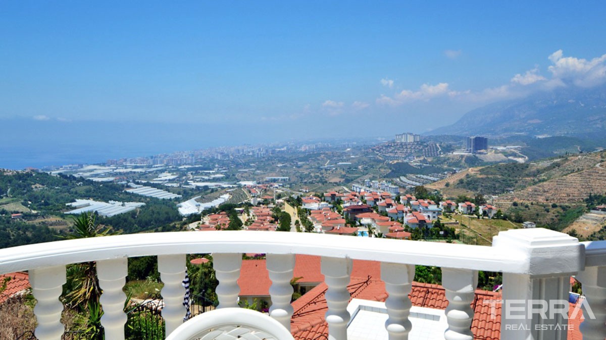 Komplett eingerichtete Villa zum Verkauf in Alanya Kargıcak mit tolle - 13401