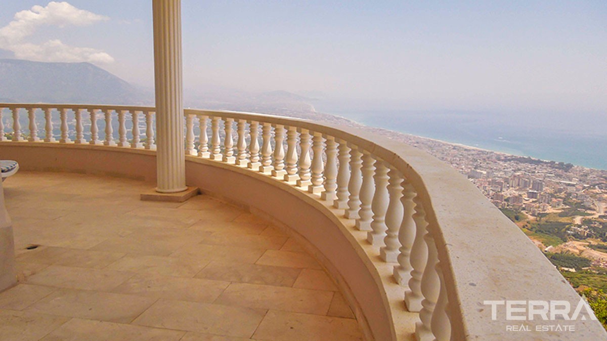 Fully Furnished Sea View Villa for Sale in Alanya with Modern Style - 13415