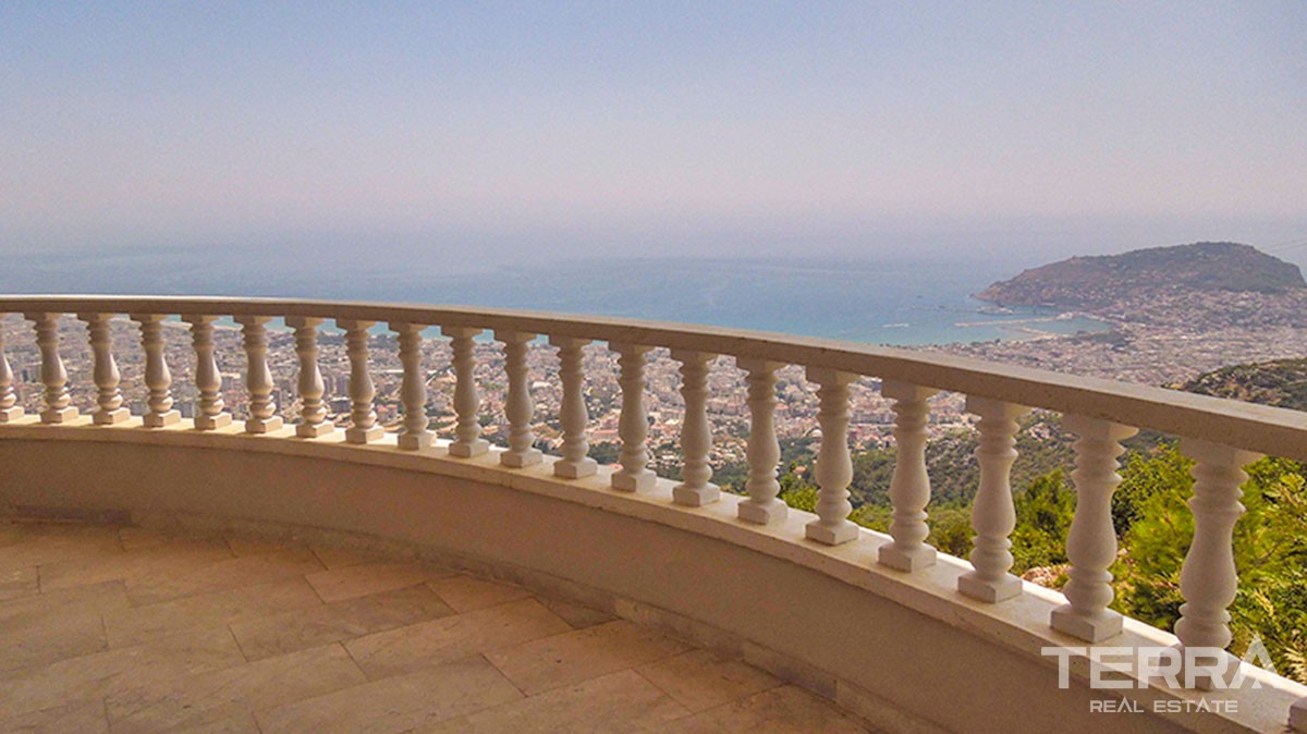 Fully Furnished Sea View Villa for Sale in Alanya with Modern Style - 13416