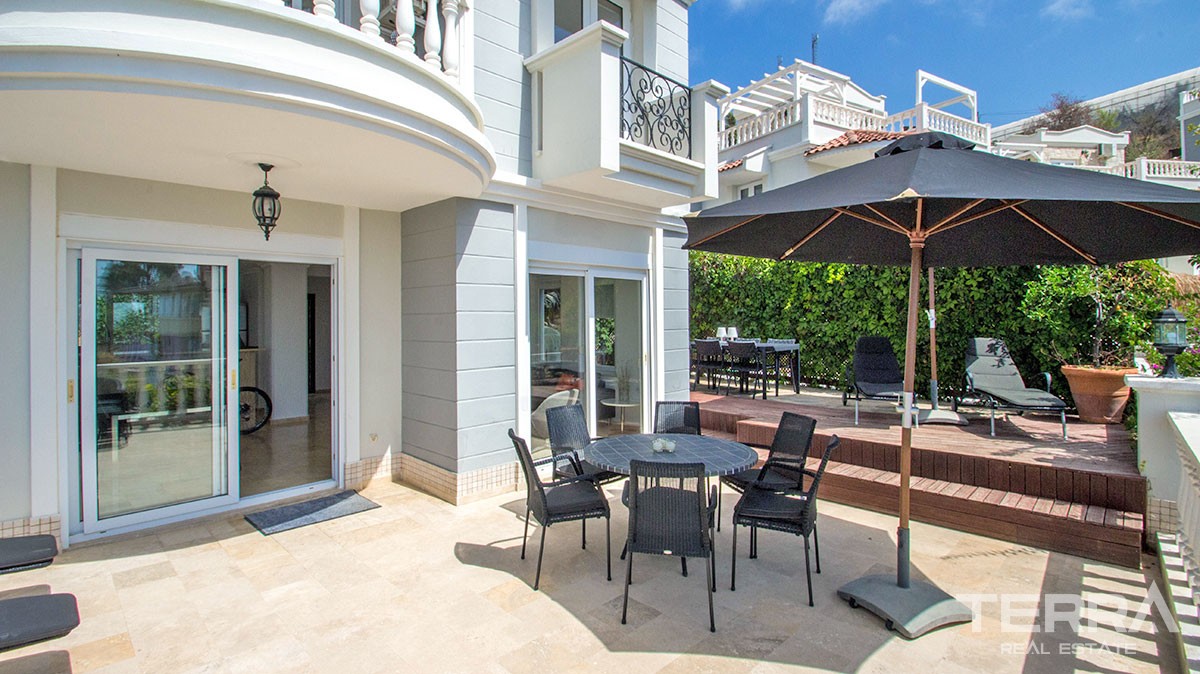 Fully Furnished Sea View Villa for Sale in Alanya, Cikcilli - 13692