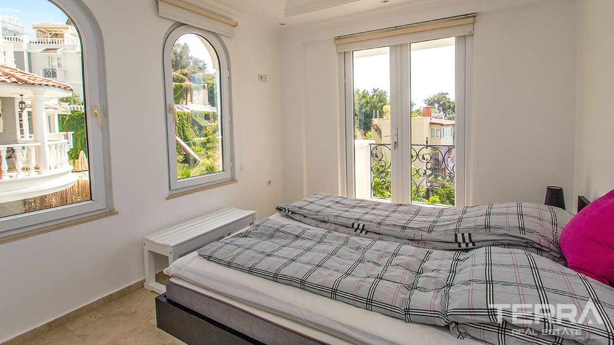 Fully Furnished Sea View Villa for Sale in Alanya, Cikcilli - 13706