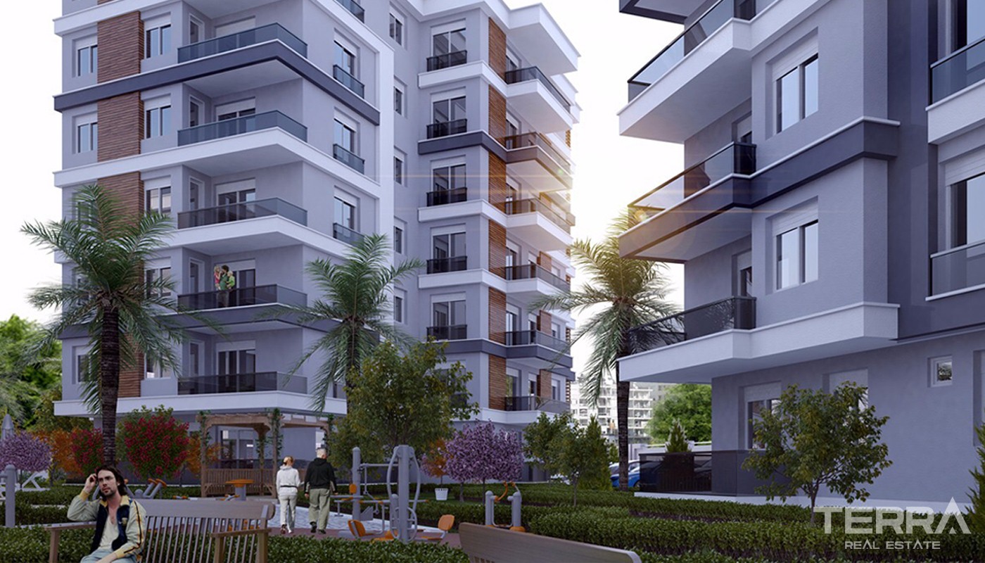 Antalya'da Yüzme Havuzlu Lüks Site İçinde Sıfır Daireler - 14433