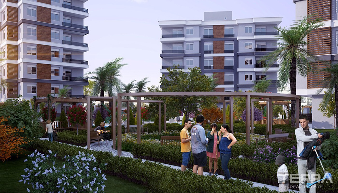 Antalya'da Yüzme Havuzlu Lüks Site İçinde Sıfır Daireler - 14435