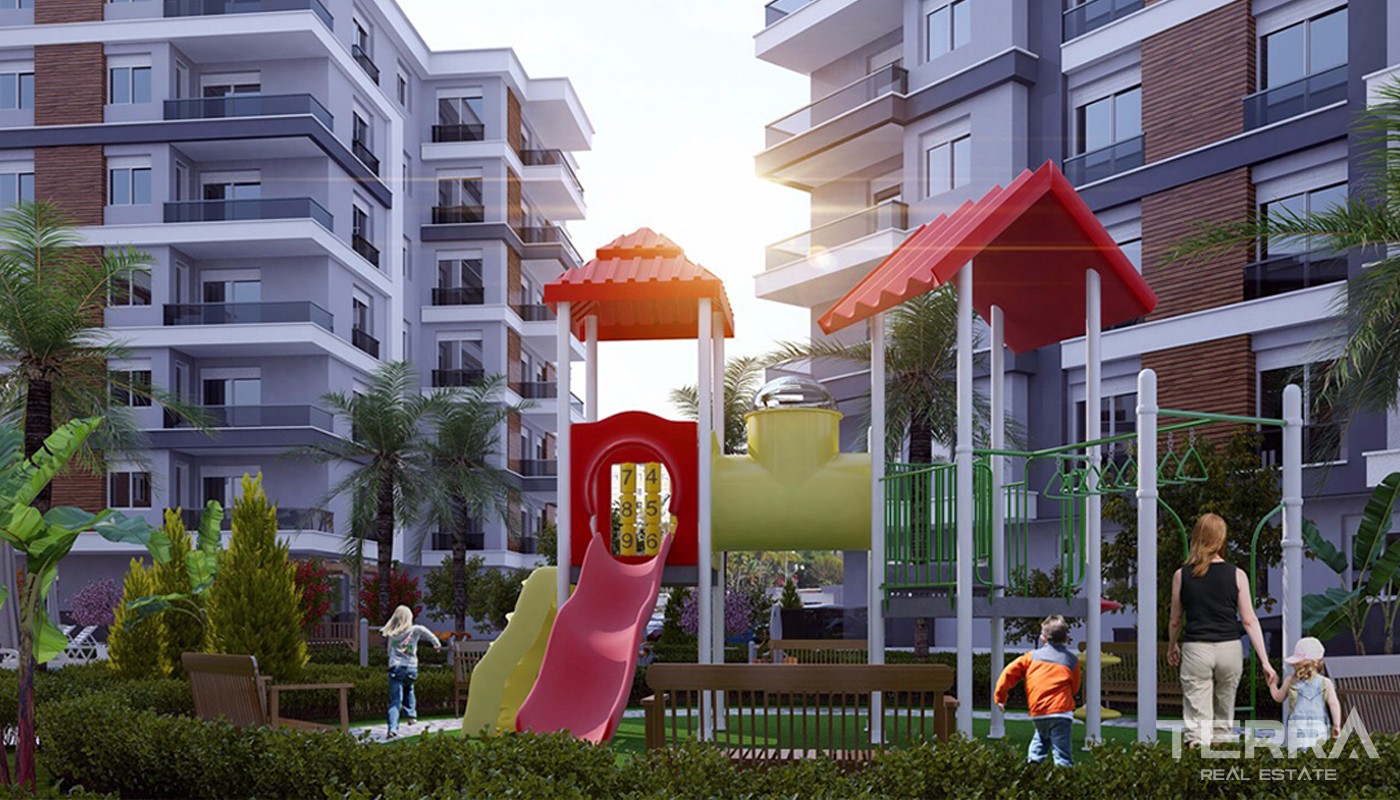 Antalya'da Yüzme Havuzlu Lüks Site İçinde Sıfır Daireler - 14436