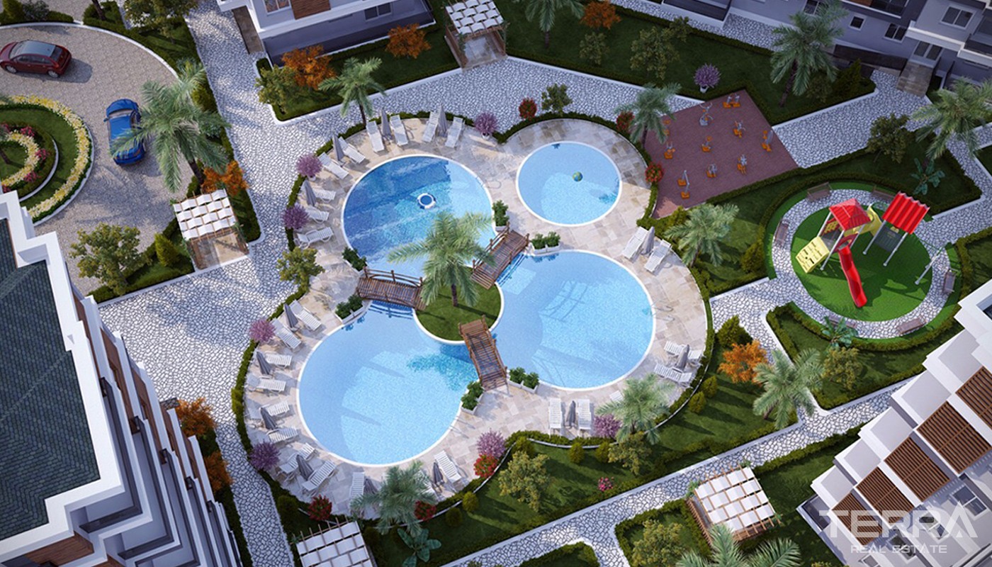 Antalya'da Yüzme Havuzlu Lüks Site İçinde Sıfır Daireler - 14440