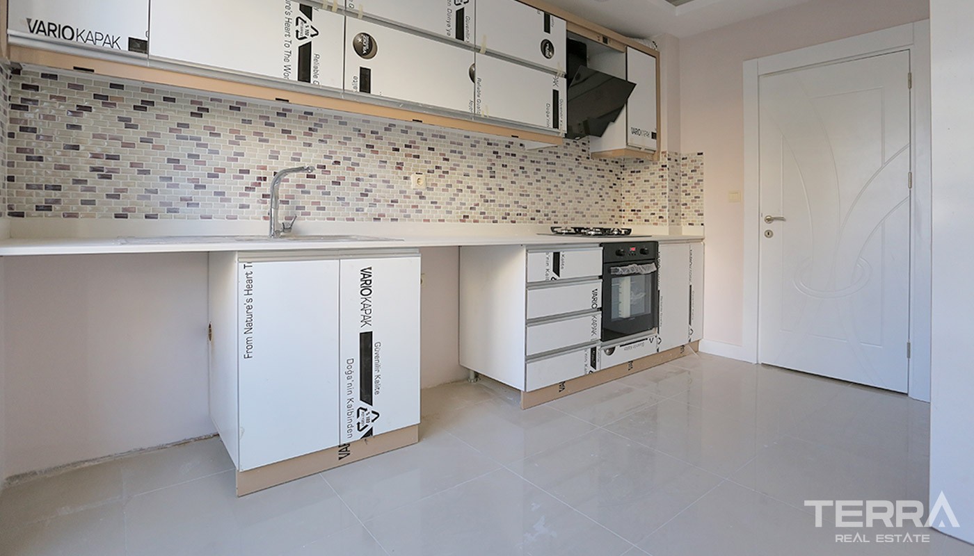 Centrally Located Apartments in Antalya with Separate Kitchen - 14576