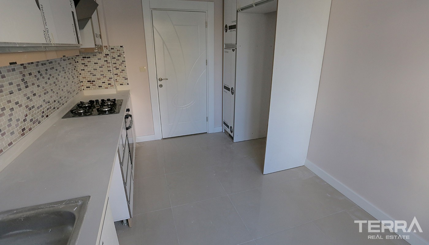 Centrally Located Apartments in Antalya with Separate Kitchen - 14578