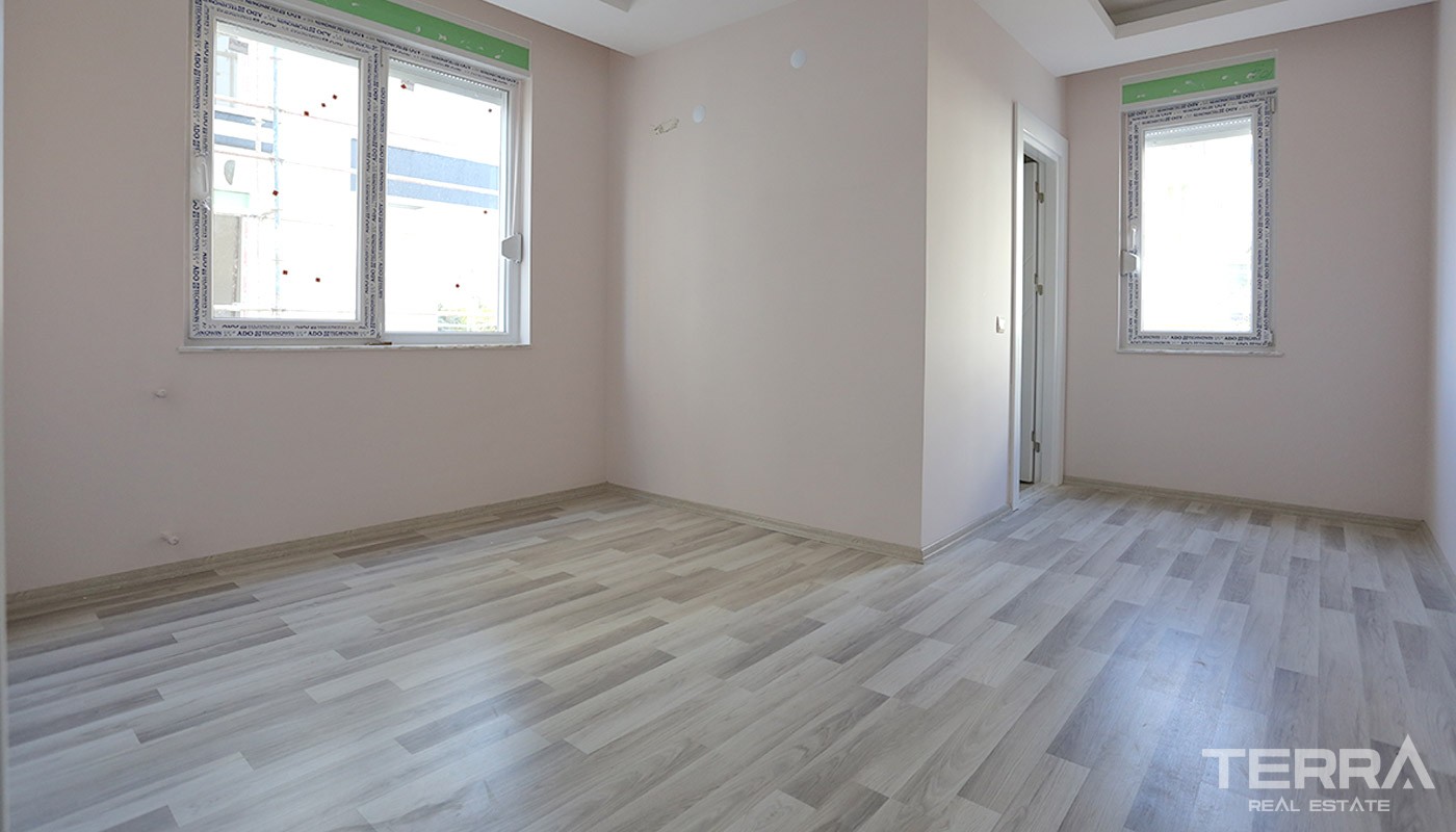 Centrally Located Apartments in Antalya with Separate Kitchen - 14579