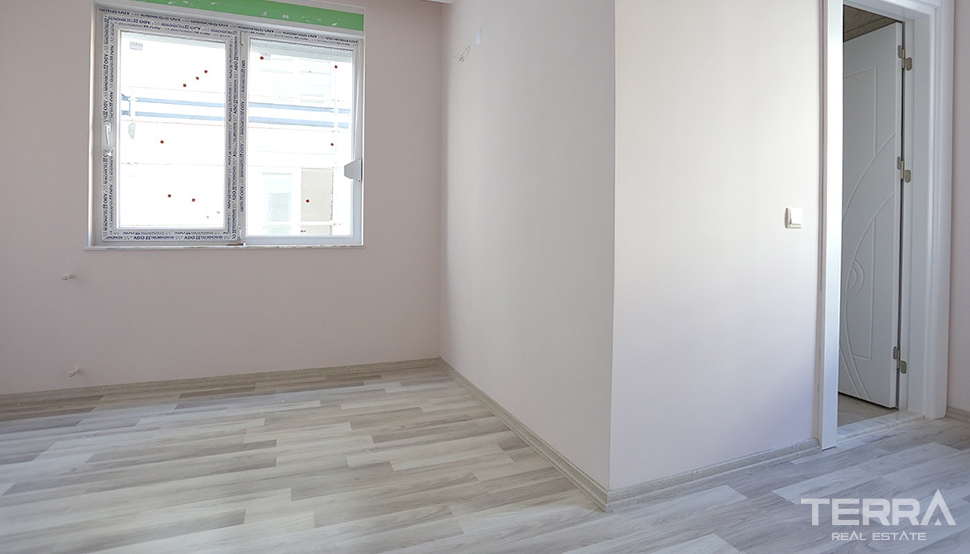 Centrally Located Apartments in Antalya with Separate Kitchen - 14582