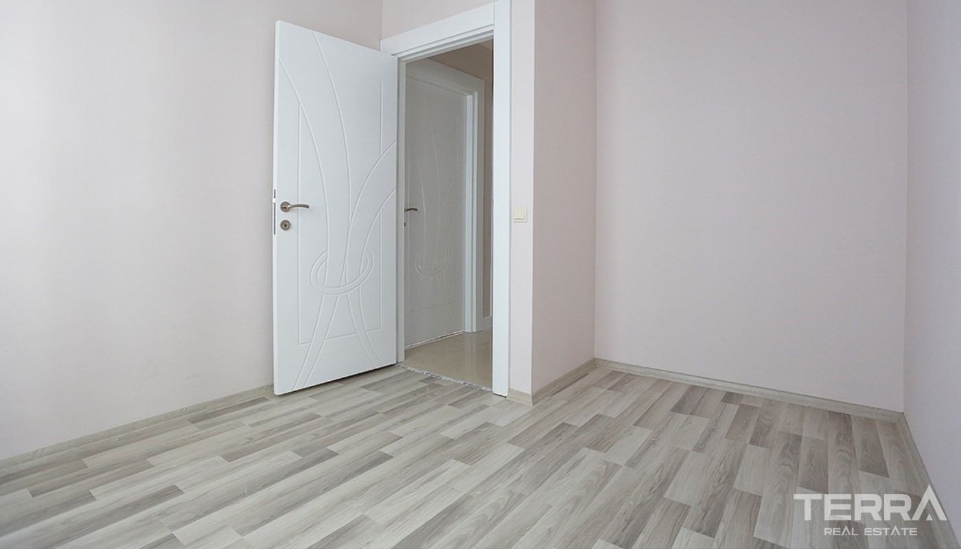 Centrally Located Apartments in Antalya with Separate Kitchen - 14586
