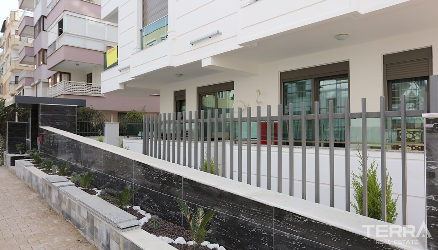Centrally Located Antalya Apartments with Separate Kitchen - 14717