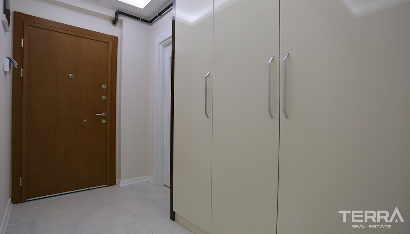 Centrally Located Antalya Apartments with Separate Kitchen - 14740
