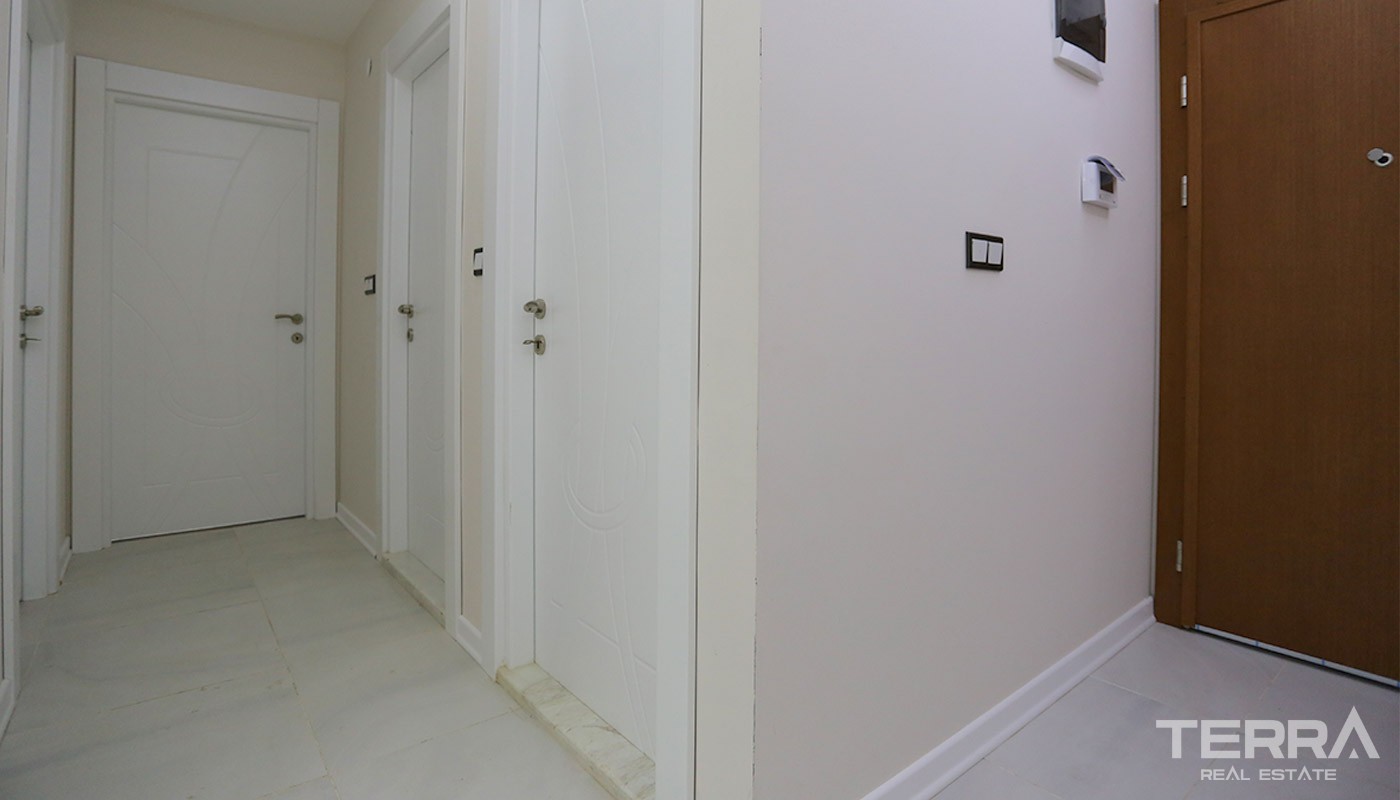 Centrally Located Antalya Apartments with Separate Kitchen - 14741