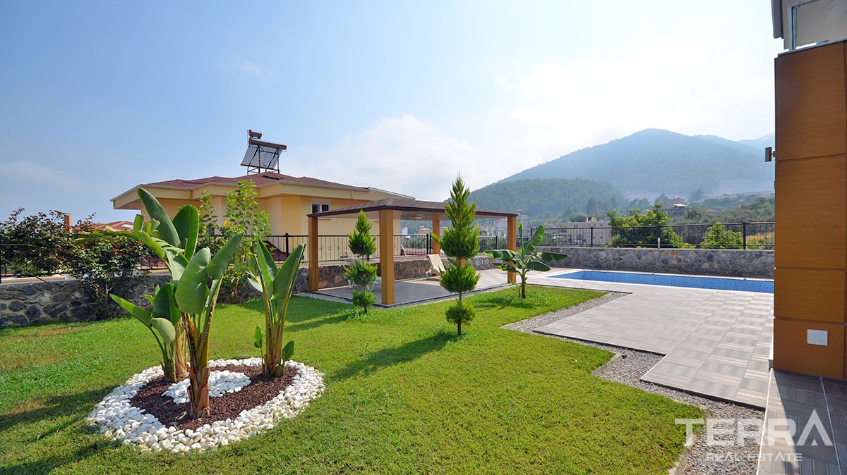Fully Furnished Exclusive Villa in Alanya Oba - 14752