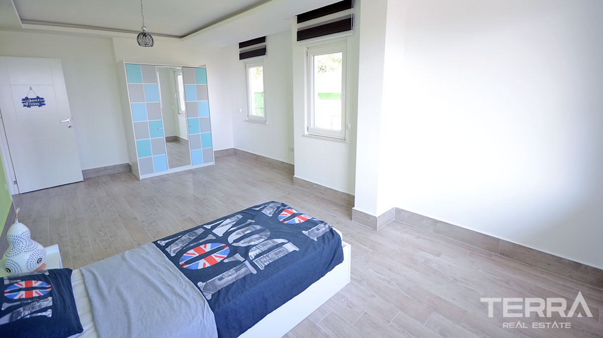 Fully Furnished Exclusive Villa in Alanya Oba - 14768