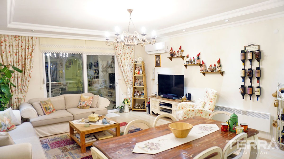 Luxury 3 Bedroom Apartment in Alanya Oba - 15031