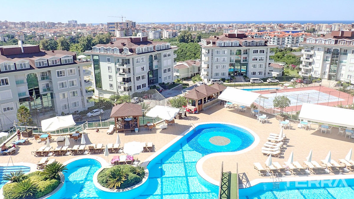 Luxury 3 Bedroom Apartment in Alanya Oba - 15039