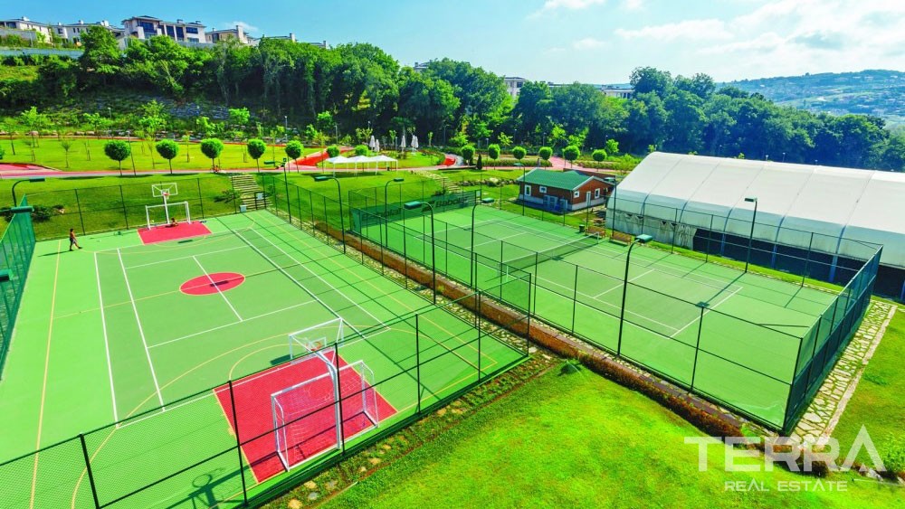 Exclusive Houses for Sale in Istanbul Zekeriyakoy - 37066