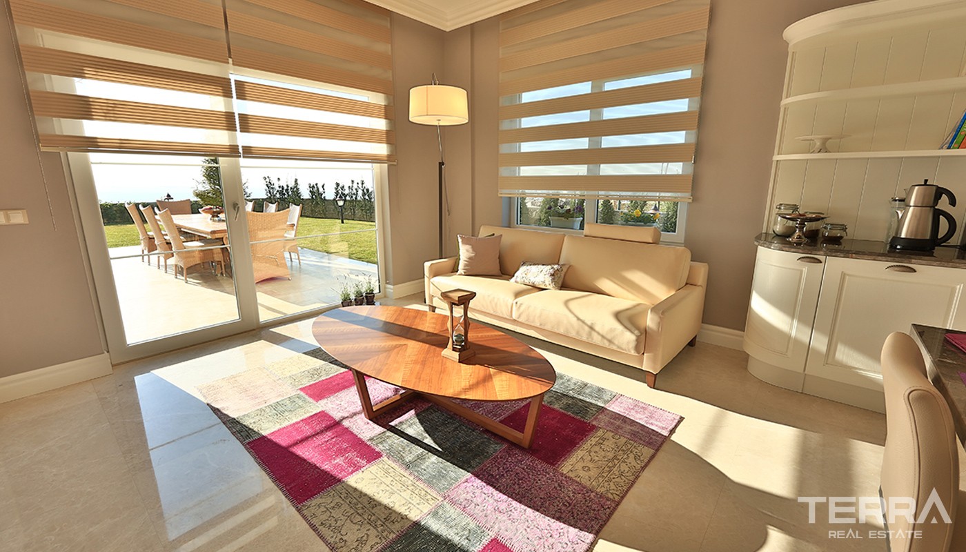 Authentic Exclusive Villas in Istanbul with Private Pool - 15685