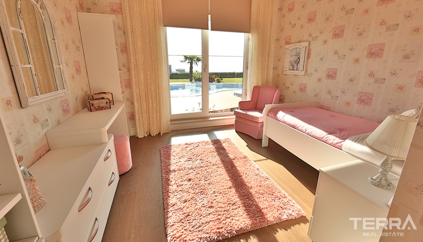 Authentic Exclusive Villas in Istanbul with Private Pool - 15692
