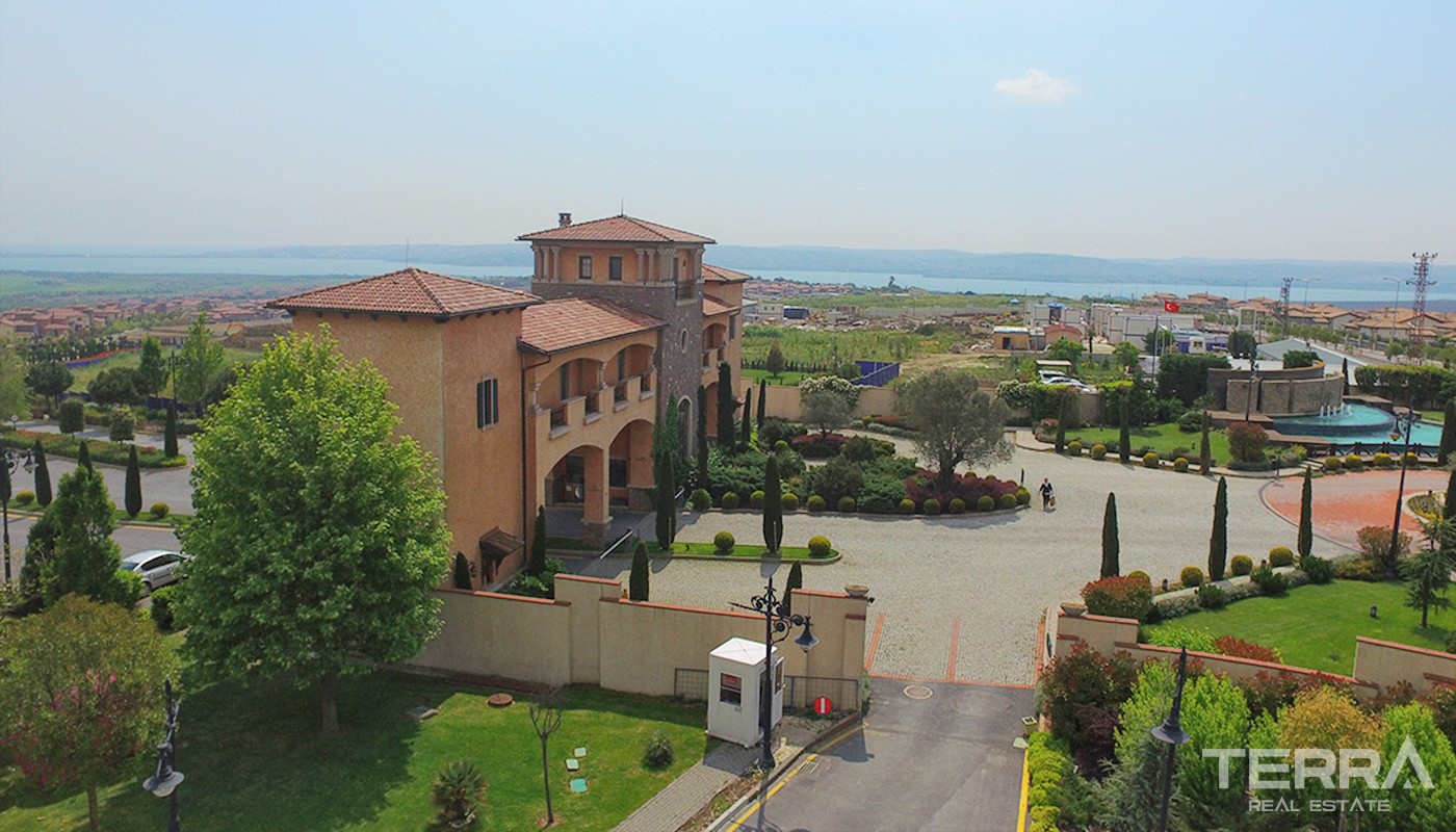 Authentic Exclusive Villas in Istanbul with Private Pool - 15694
