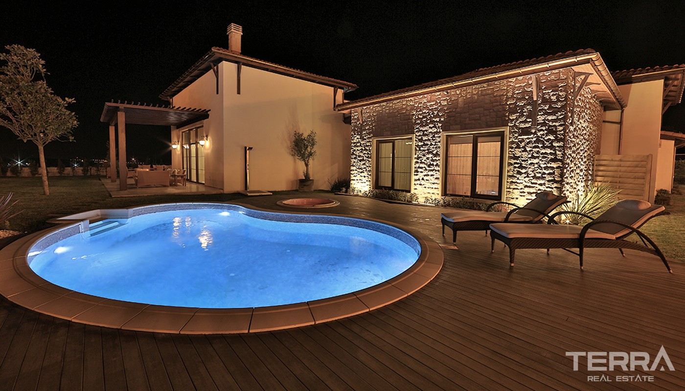 Authentic Exclusive Villas in Istanbul with Private Pool - 15697