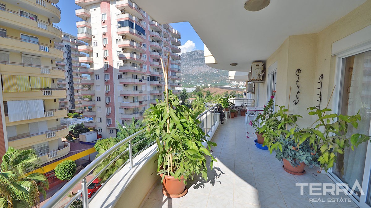 Fully Furnished Sea View Resale Apartment in Alanya  - 16257