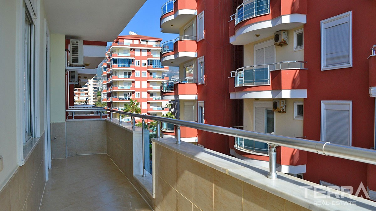Sea-front Fully Furnished Apartment in A High-end Complex in Alanya - 16212
